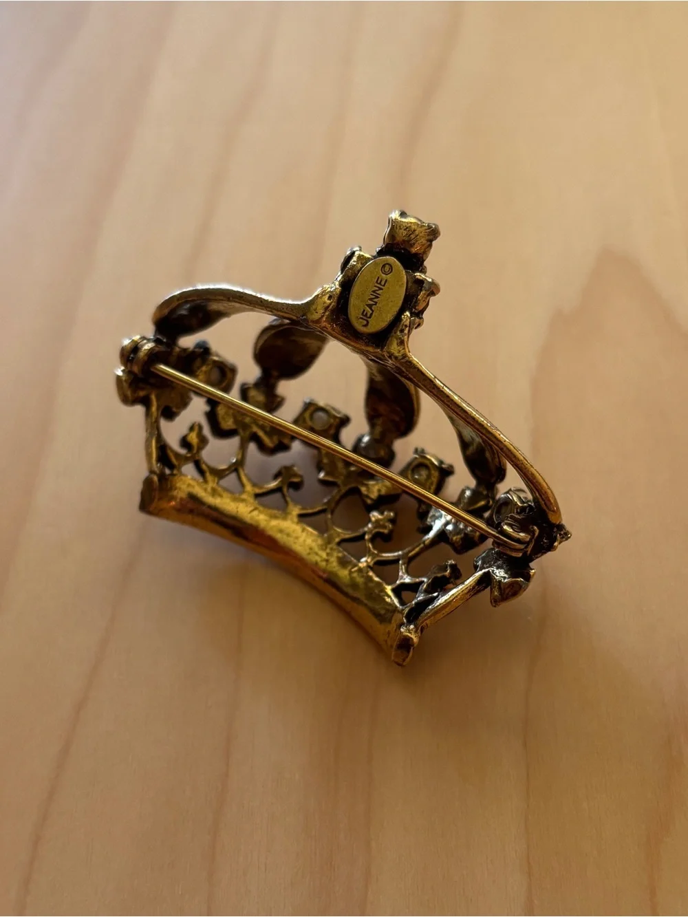 Jeanne Rare Vintage Rhinestone Crown Brooch